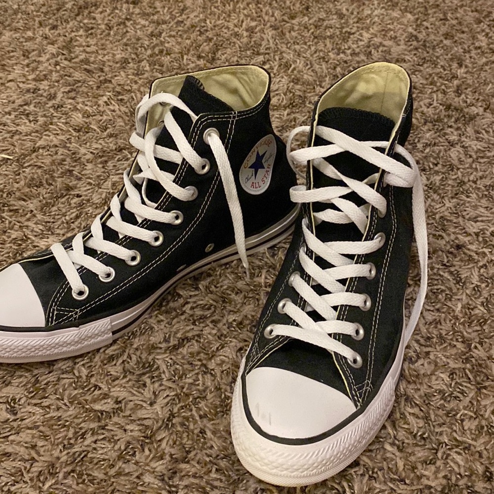 Black high top converse